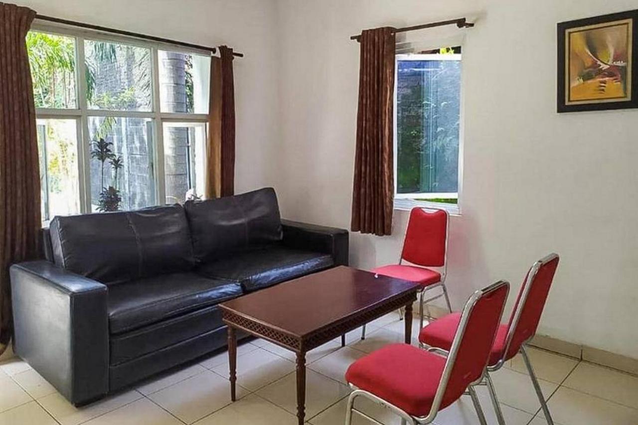 Graha Ht Sumantri Mitra Reddoorz Hotel Tasikmalaya Exterior foto